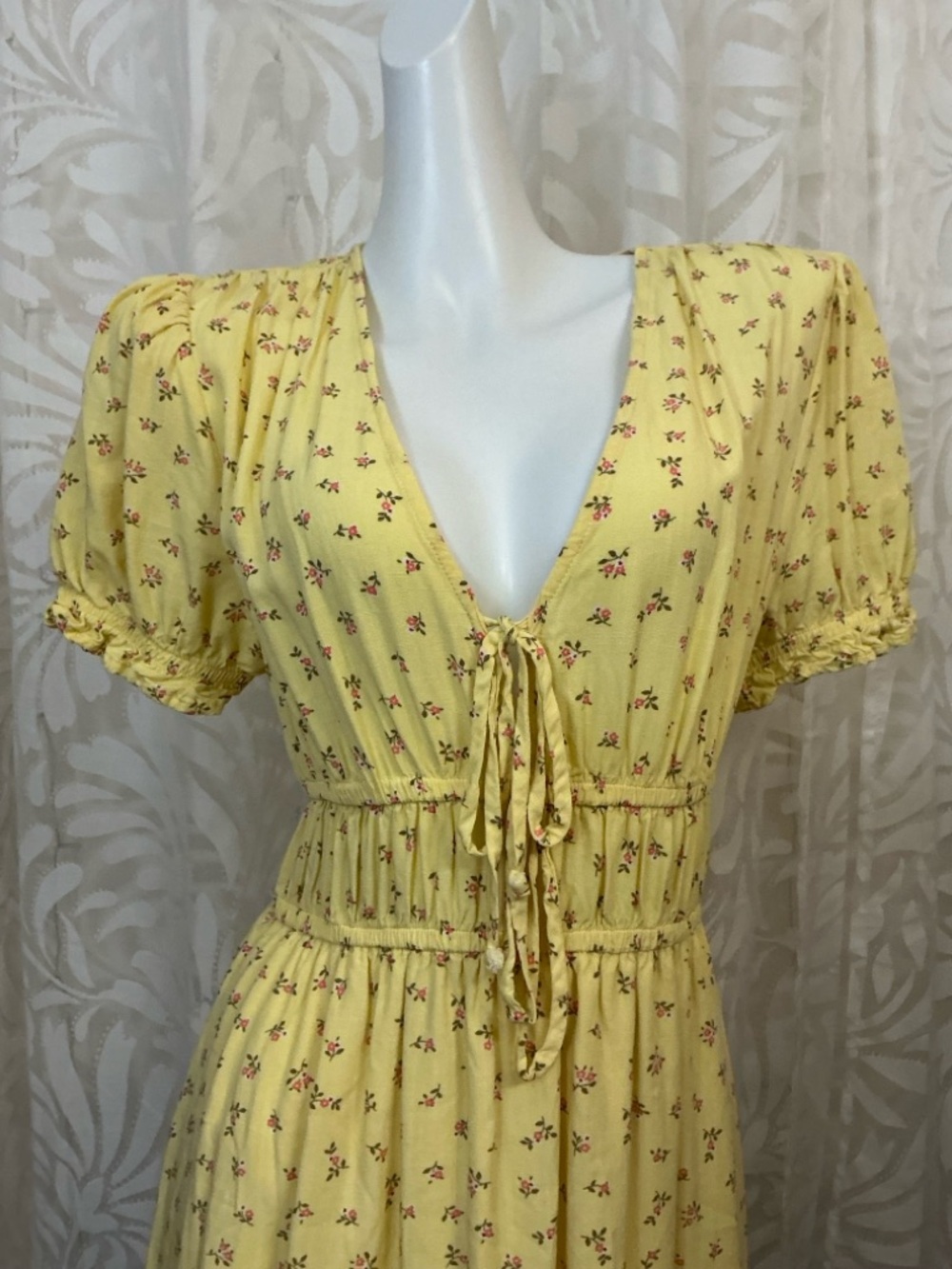 one clothing Yellow Floral Tie-Front Mini Sun Dress Juniors Large/ Adult Small - Picture 6 of 9